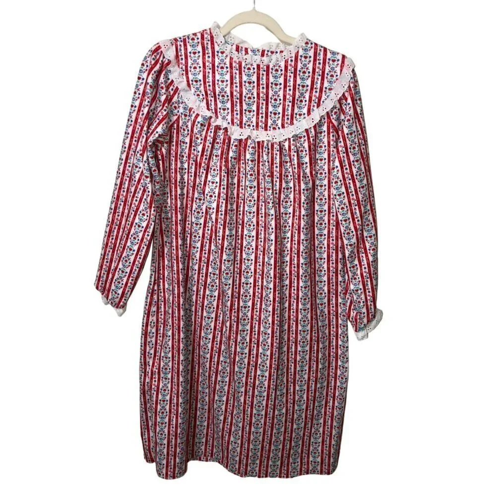 Lanz of Salzburg Nightgown Girls Size XL 14/16 Soft Flannel Cozy Red Long Sleeve
